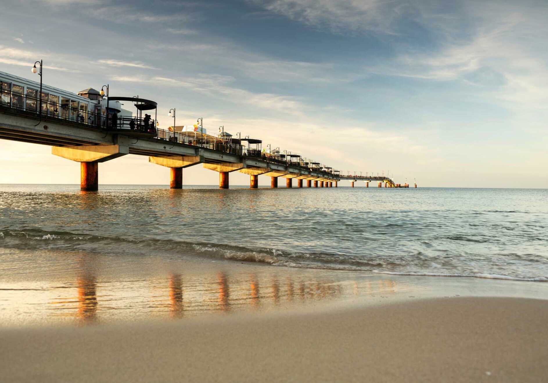 Pier in Misdroy © roobcio - stock.adobe.com WEB