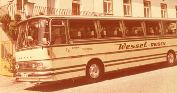 Bus Mi - W8, Typ Setra S 150
58 Schlafsessel und Kühlschrank, aufgenommen in der Maria Taferl / 
Österreich im Mai 1979. Der erste eigene Reisebus von der Firma Wessel, 
die Jürgen Gronert am 1. April 1979 übernommen hat. 