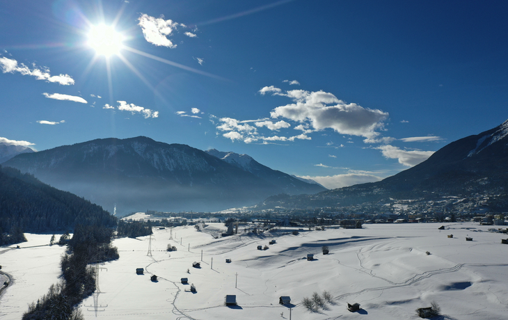 Winterpanorama von Imst in Tirol