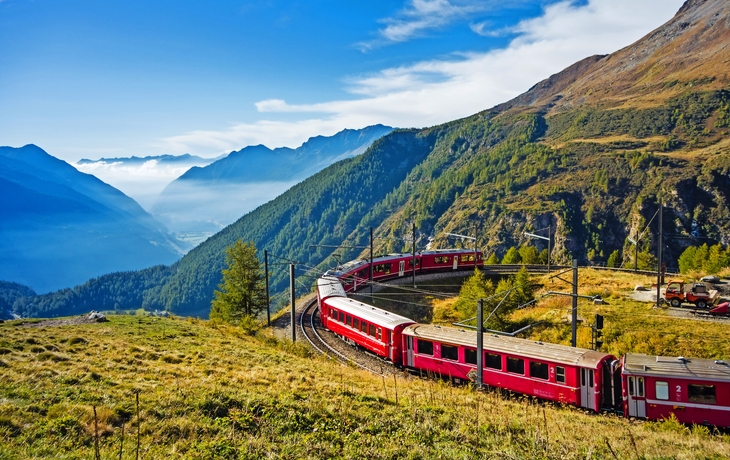 von der Alp Grüm mit dem Bernina Express