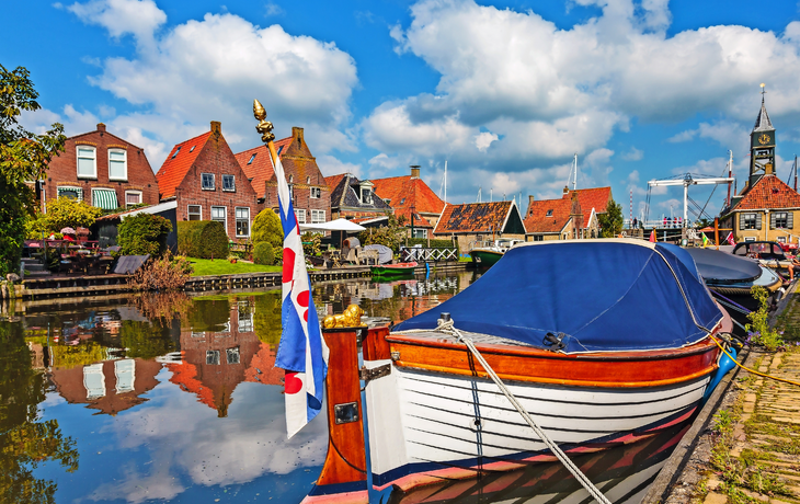 Klassische Schaluppe in Hindeloopen, die Niederlande