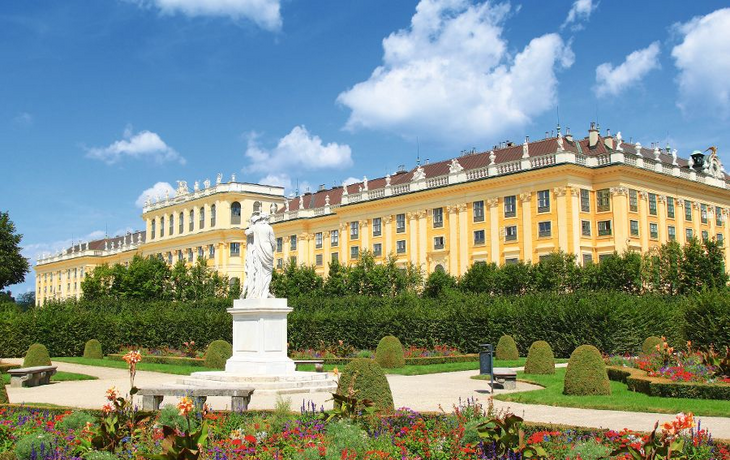 UNESCO World Cultural Heritage: Schloss Schoenbrunn, Austria