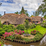 Bauernhöfe mit Strohdächern in Giethoorn