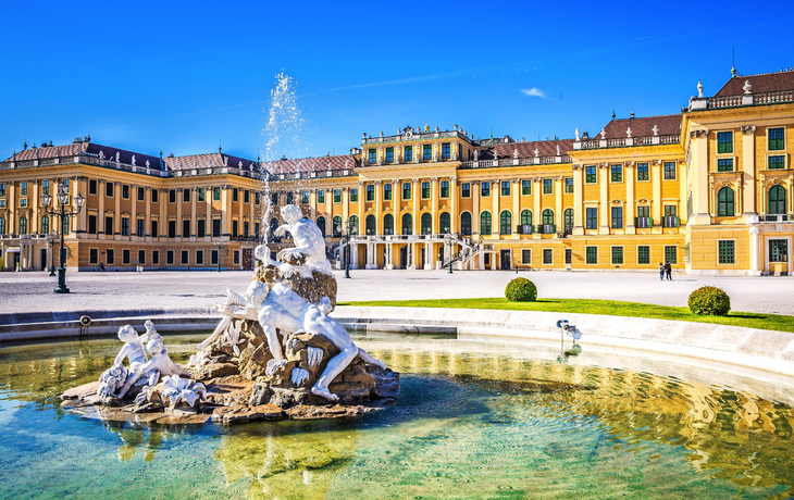 Neptunbrunnen vor Schloß Schönbrunn, Wien